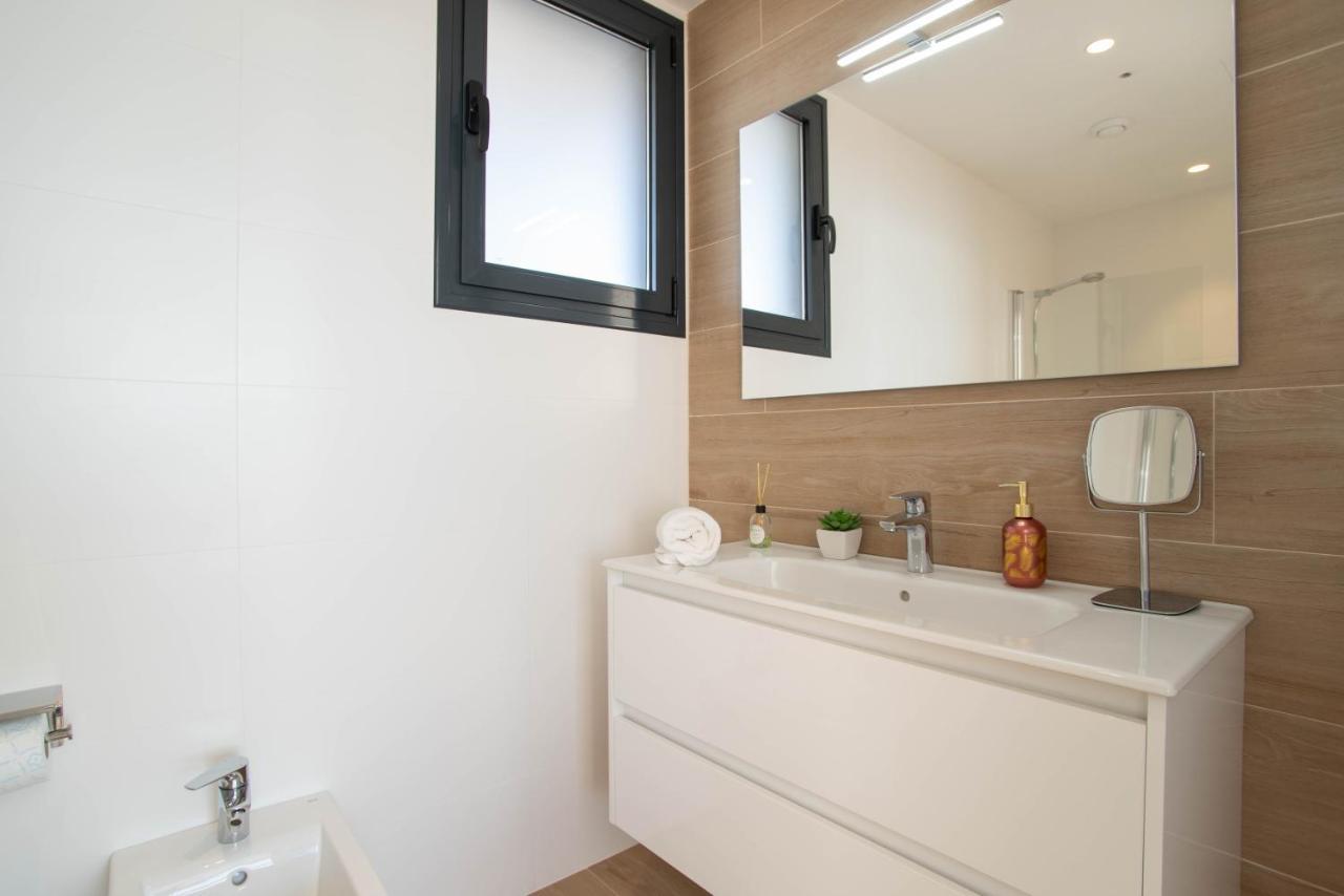 Modern Sea Front Reef Apartman Alicante Kültér fotó